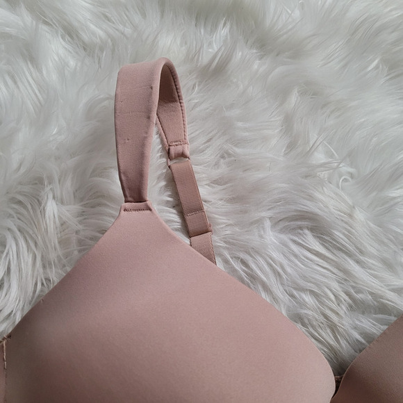 Anne Klein Women’s 42D Nude T-Shirt Bra Full Coverage Adjustable Straps GUC - Picture 3 of 6